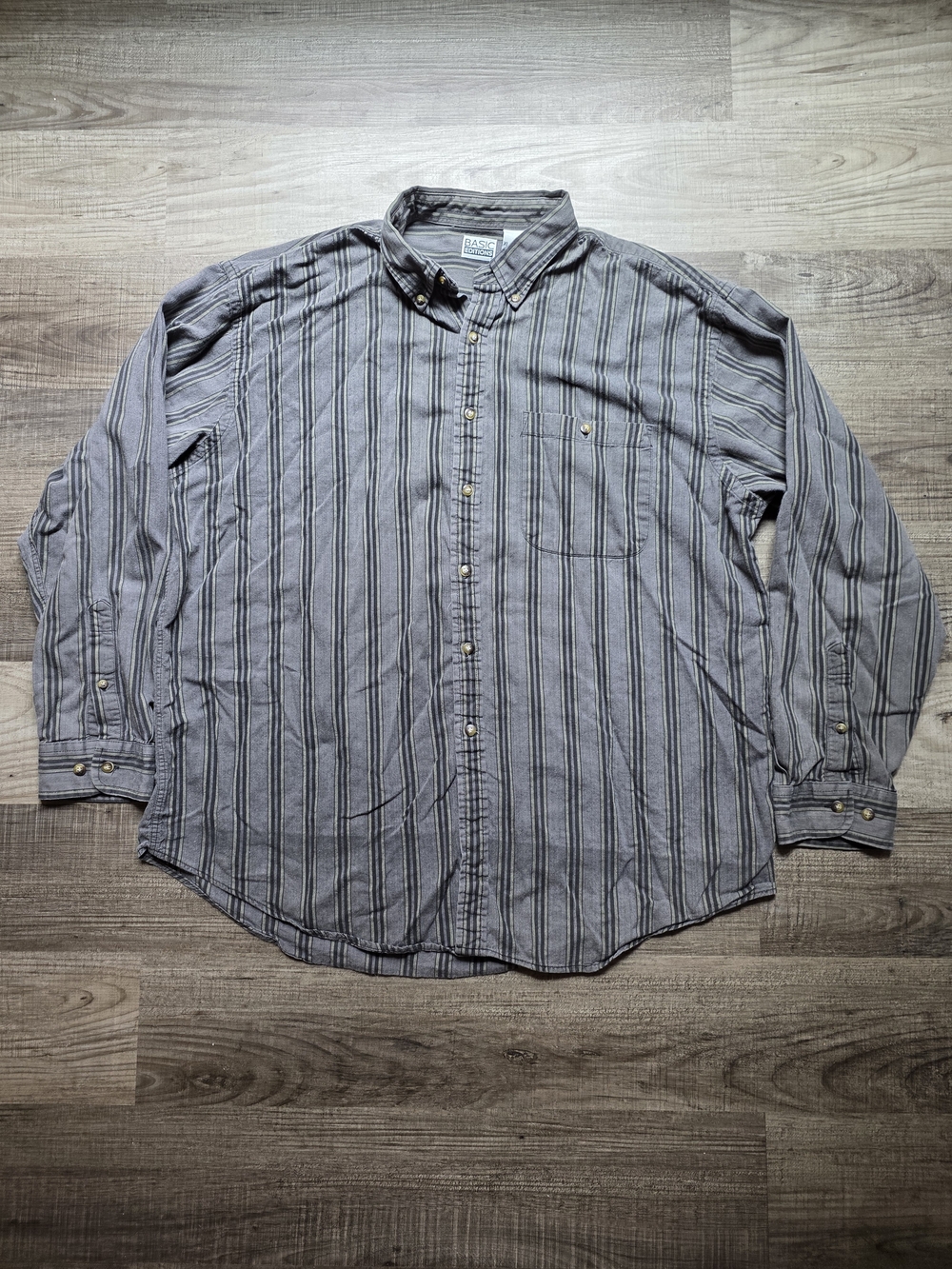 Basic Editions Vintage 90's Men's Striped Button Down